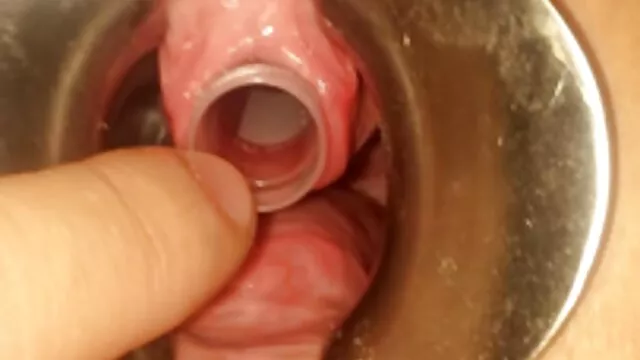 egy nő nagymellü pornó pisál