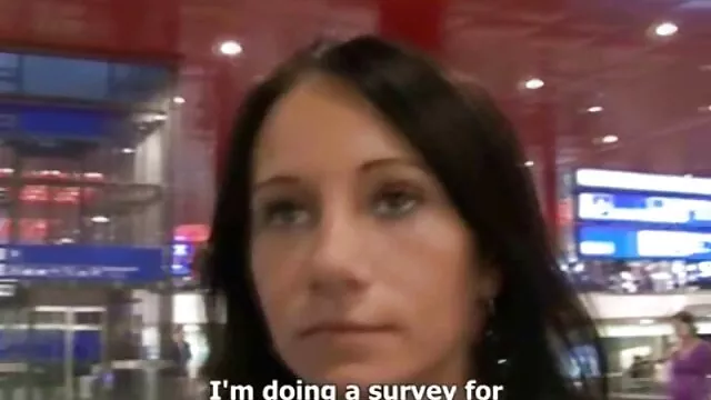 Csintalan ribanc pattogó dögös anyucik kakas