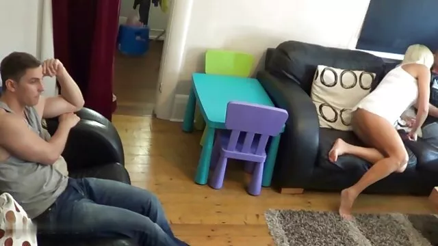 A lányok folytatni casting szex filme