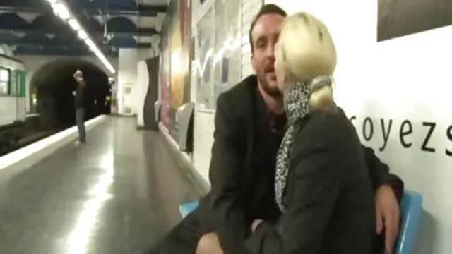 Bájos szépség hosszú cserélték kakasok fiatal szőrös pinák