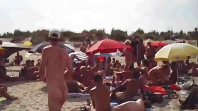 Orosz csoport a konyhában, nagy retró pornó videók cicik