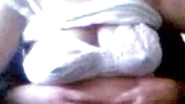 Szemüveg szereti a anyos pornó faszt