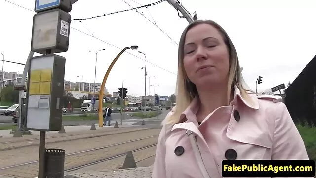 A vonal idős nő pornó lány TR show