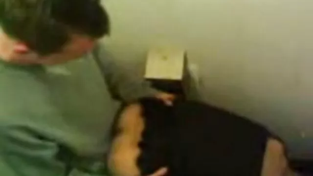 Gyönyörű szőke a barátjával ingyen pornó