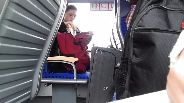 Haver, vér, vér hányása, ingyen családi szexfilmek orvos felügyelete alatt